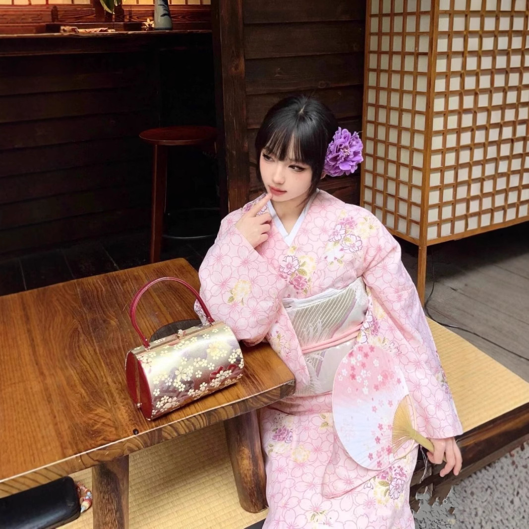 새롭게 개선된 전통적인 정장 기모노 레트로 여신 유카타 - Women'S Kimono Accessories 리뷰 및 가격