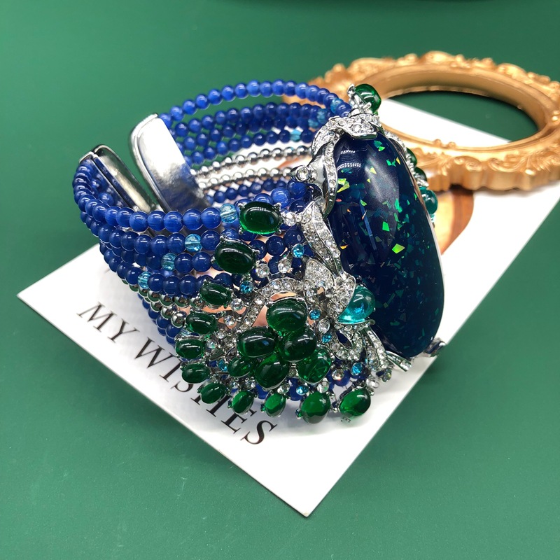 럭셔리 빈티지 청키 비즈 팔찌, 라인스톤 & 에메랄드  - Resin Bangle Bracelet 리뷰 및 가격